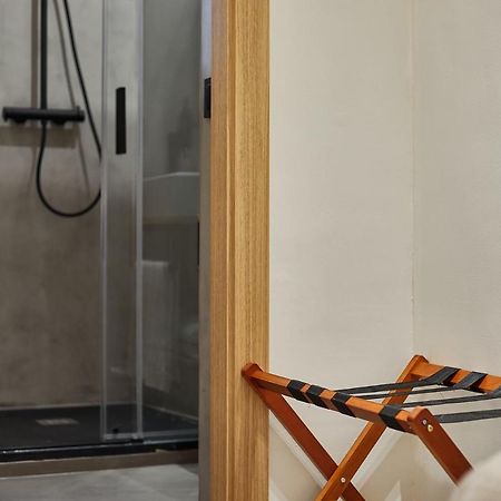 Ella Hostel Ramblas Barcelona Luaran gambar