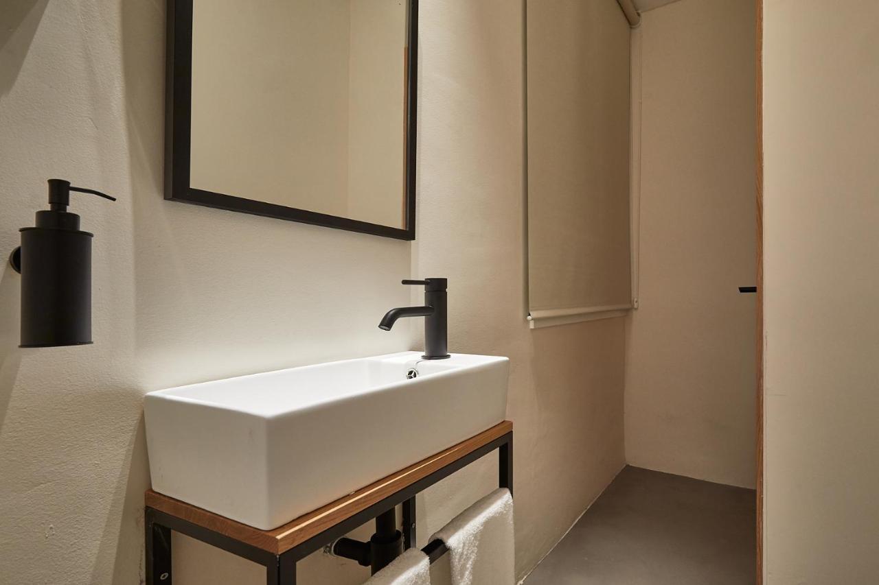 Ella Hostel Ramblas Barcelona Luaran gambar